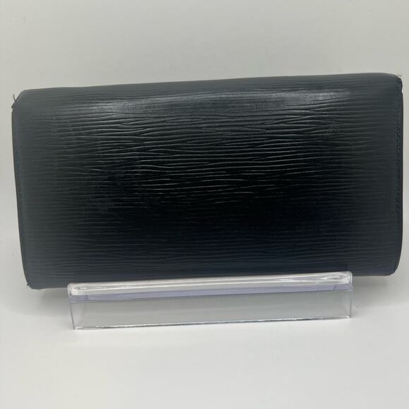 Louis Vuitton Black Epi Long Wallet - Picture 1 of 11